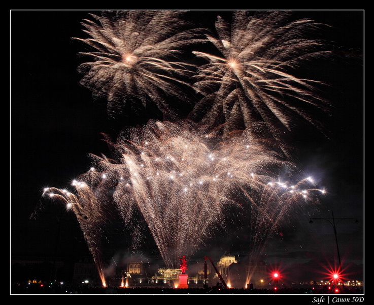 2009   07   Feux artifice Versailles    34